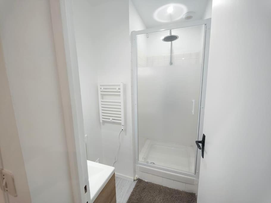 Doris 2 Apartment Châteaudun Екстериор снимка