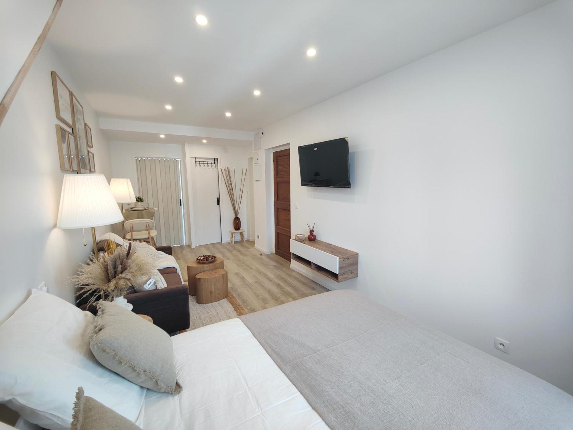 Doris 2 Apartment Châteaudun Екстериор снимка